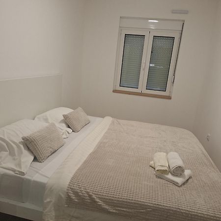 Expo Airport Otel Surčin Eksteriør billede